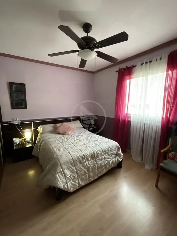 Schlafzimmer von Maisonette zum Verkauf in Linares mit Klimaanlage