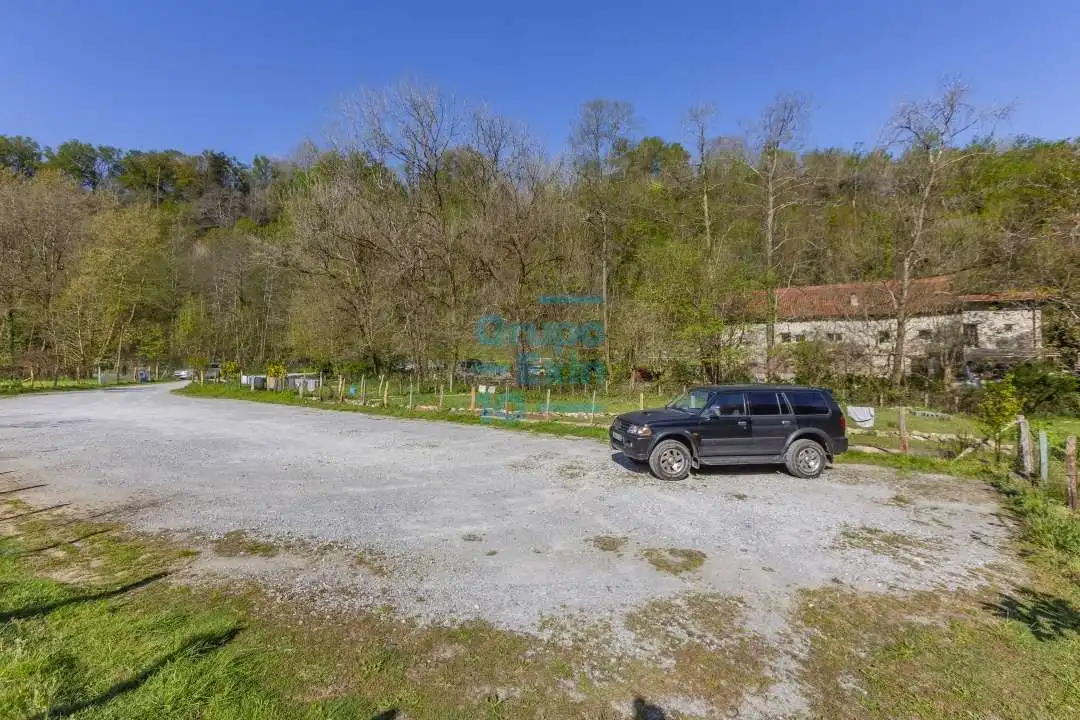 Parking de Finca rústica en venta en Oiartzun con Calefacción y Amueblado
