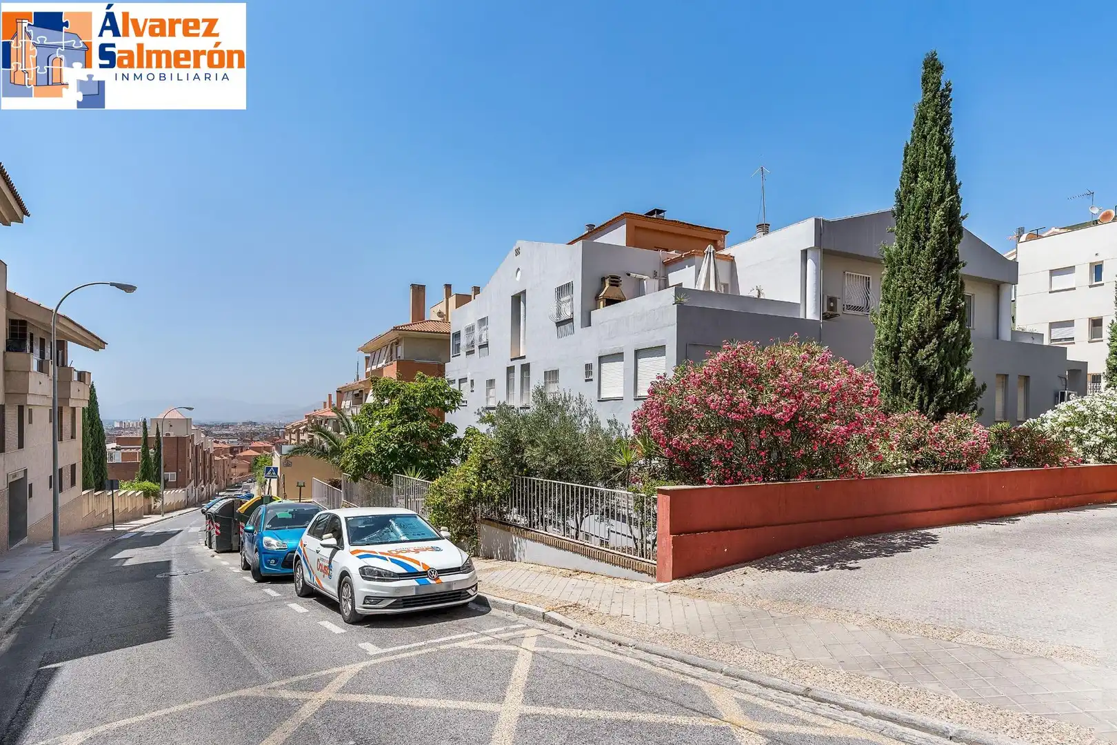 Vista exterior de Piso en venta en Granada con Aire acondicionado, Calefacción y Terraza