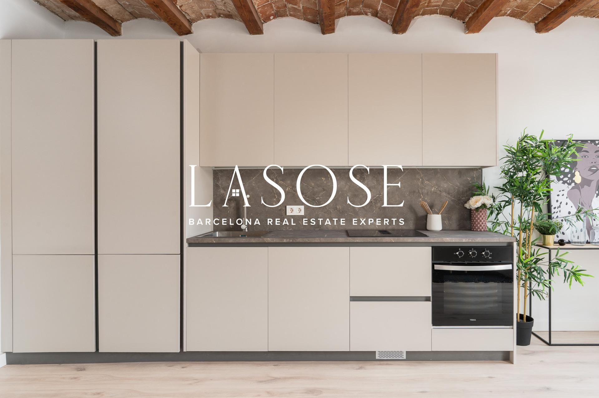 Kitchen of Flat for sale in  Barcelona Capital  with Heating, Terrace and Storage room
