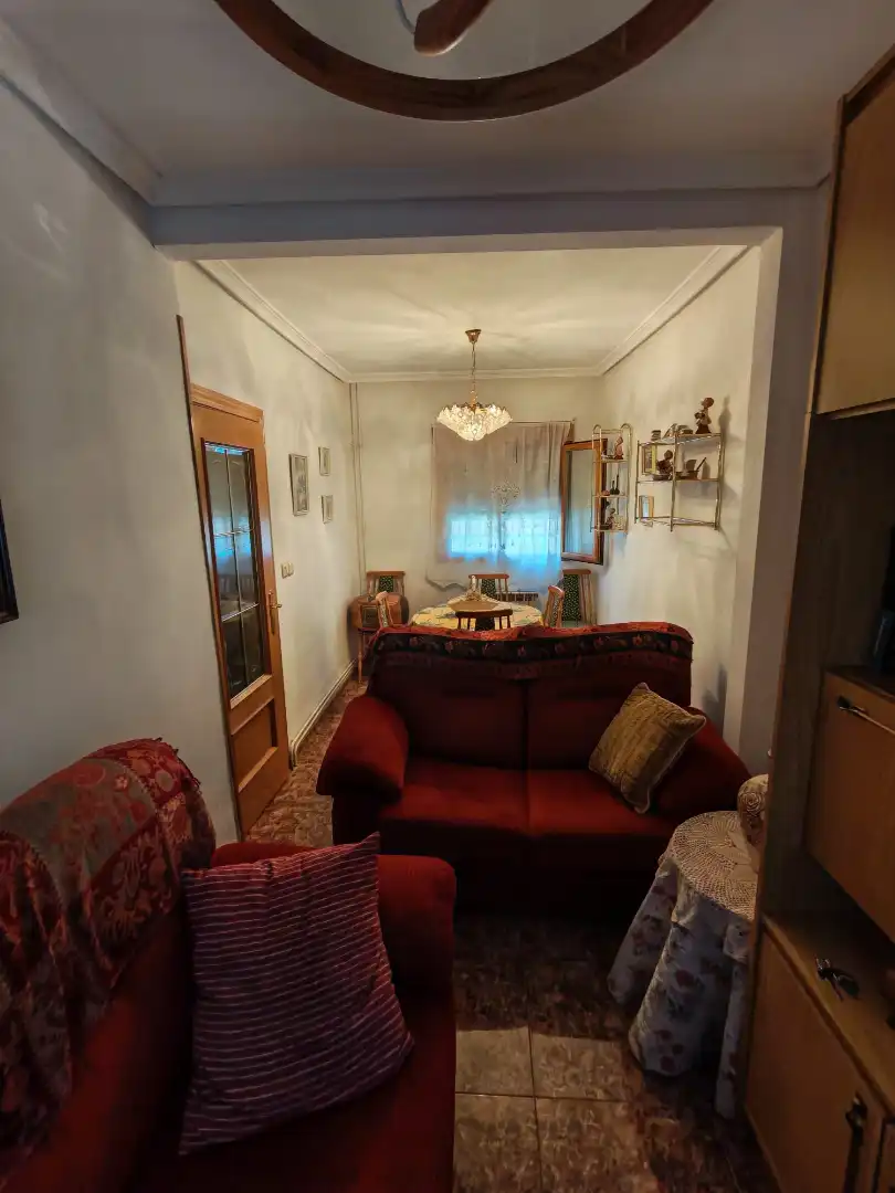 Sala d'estar de Casa o xalet de lloguer en Cuenca amb Calefacció, Moblat i Forn