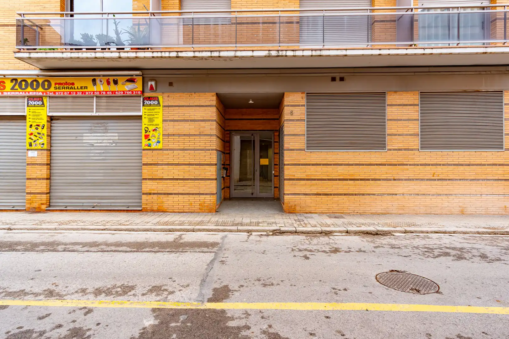 Exterior view of Flat for sale in Figueres  with Heating and Terrace