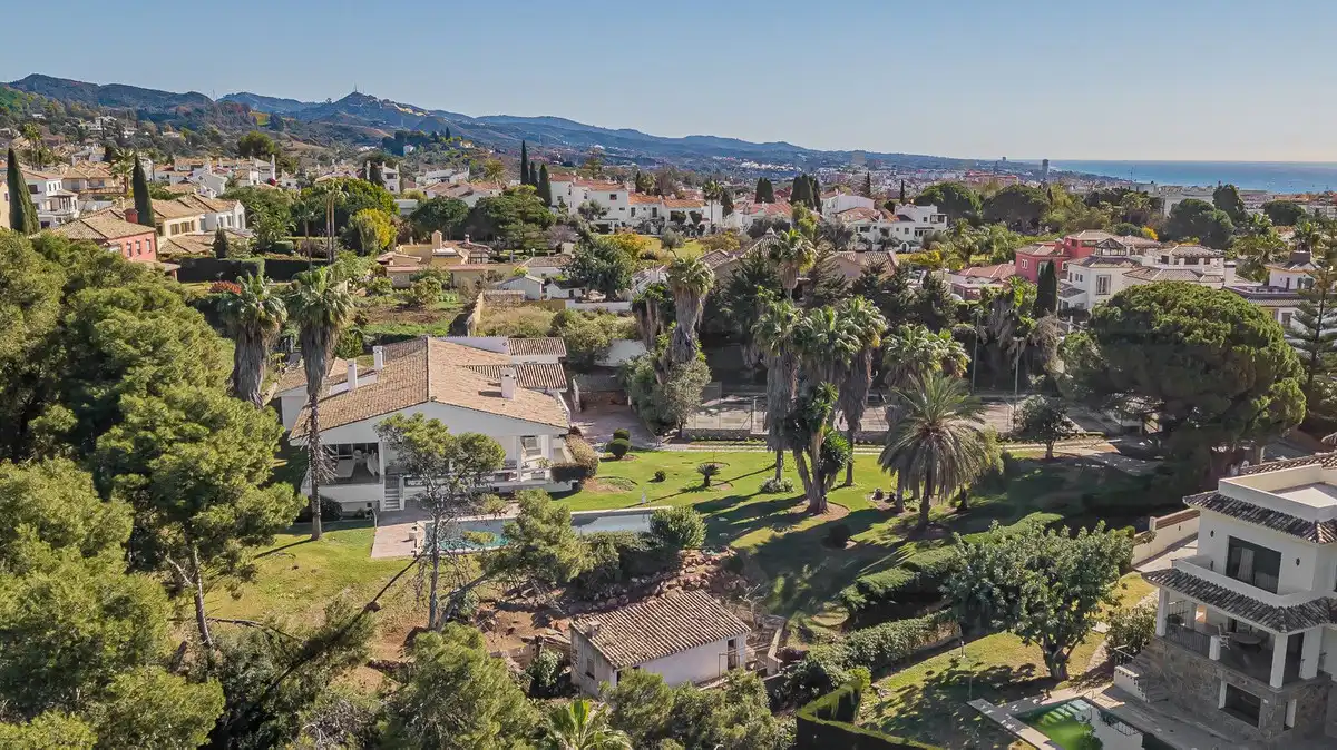 Chalet con piscina en venta en Marbella Centro