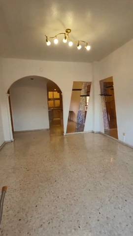 Piso en Venta en Pueblo - Urbanizaciones