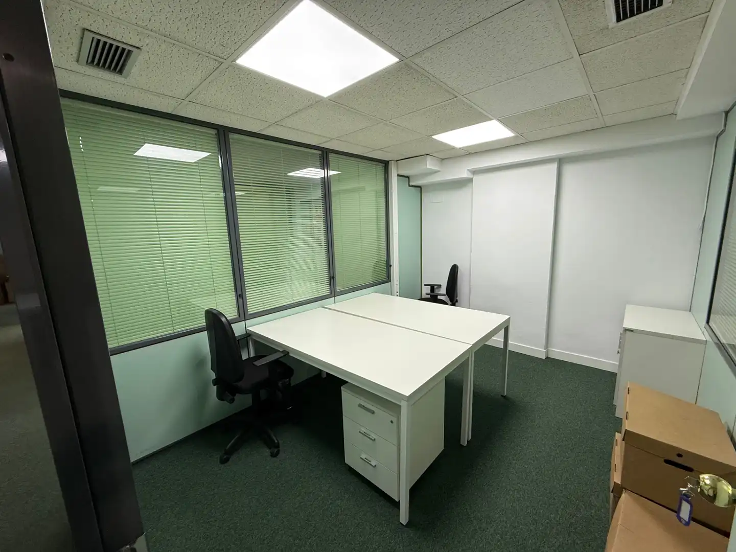 Office for rent in Madrid  with Air Conditioner, Heating and Storage room