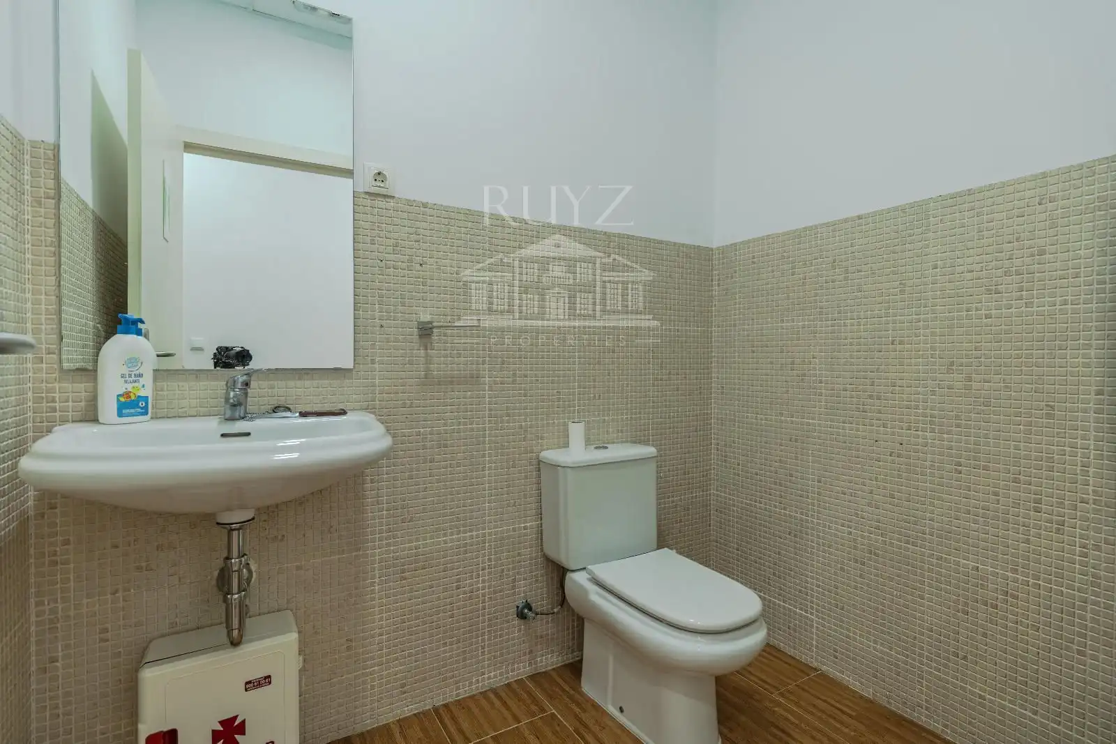 Local comercial de lloguer a Candida Jimenez Cazorla, imagen 10