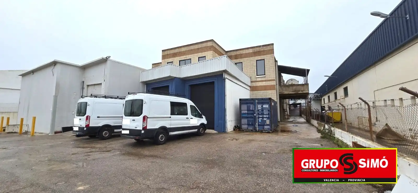 Vista exterior de Nave industrial en venta en Picassent