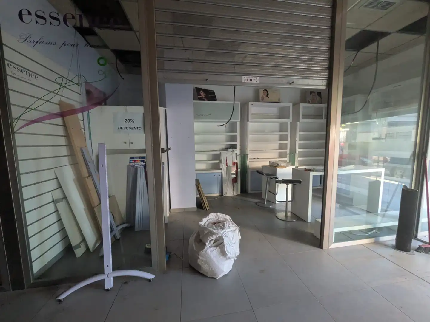 Local comercial en alquiler en Camino de Onda - Salesianos, imagen 4