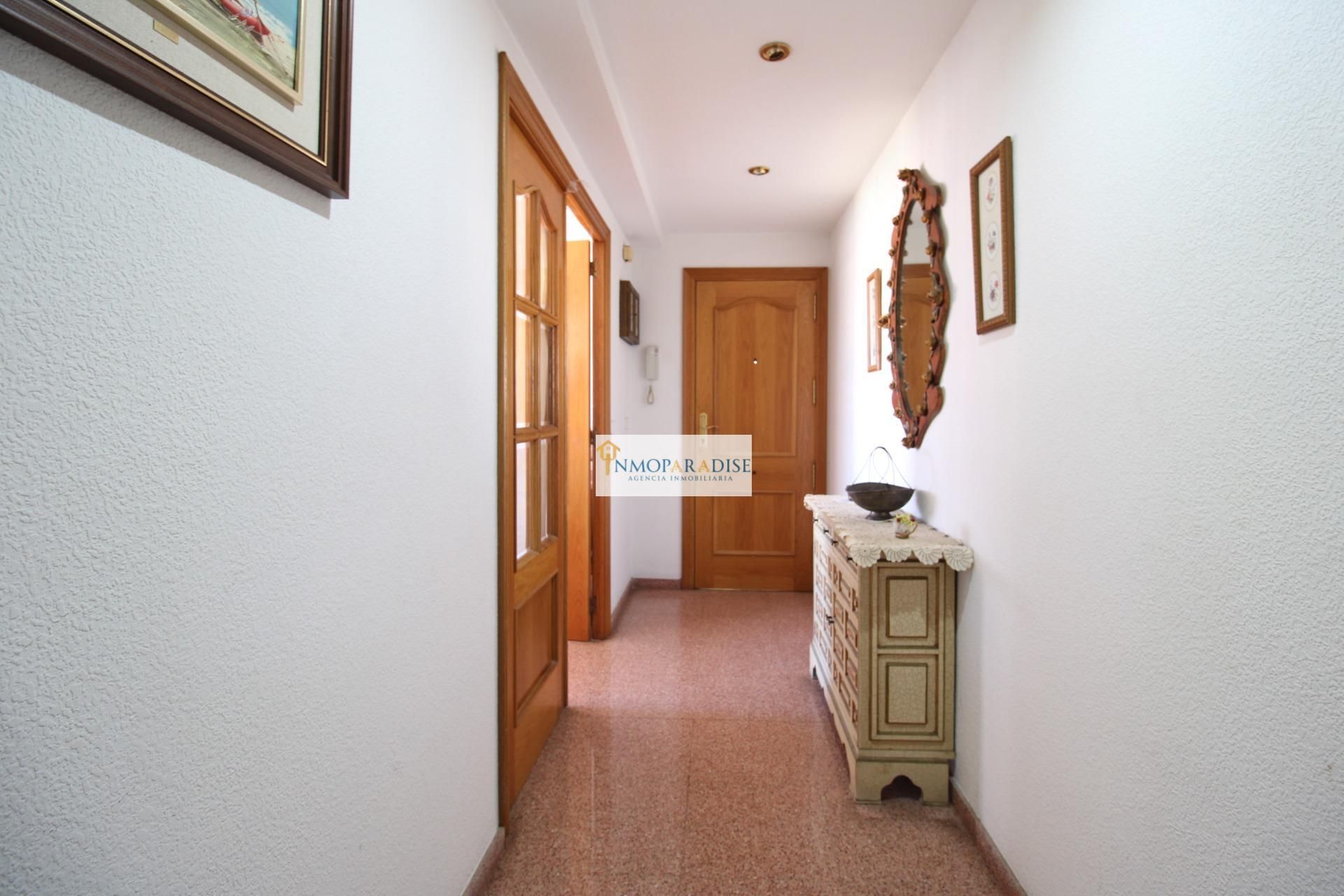 Piso en venta en Carrer Carrer de Sant Carles, Carolinas Bajas