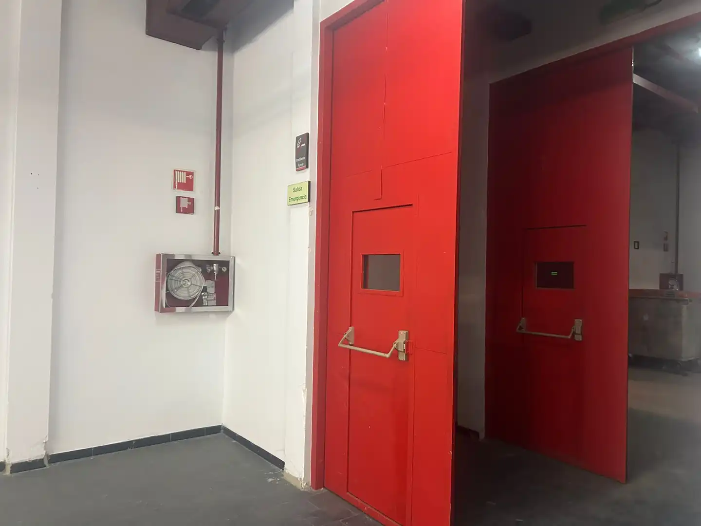 Industrial buildings for sale in Madrid  with Heating and Alarm