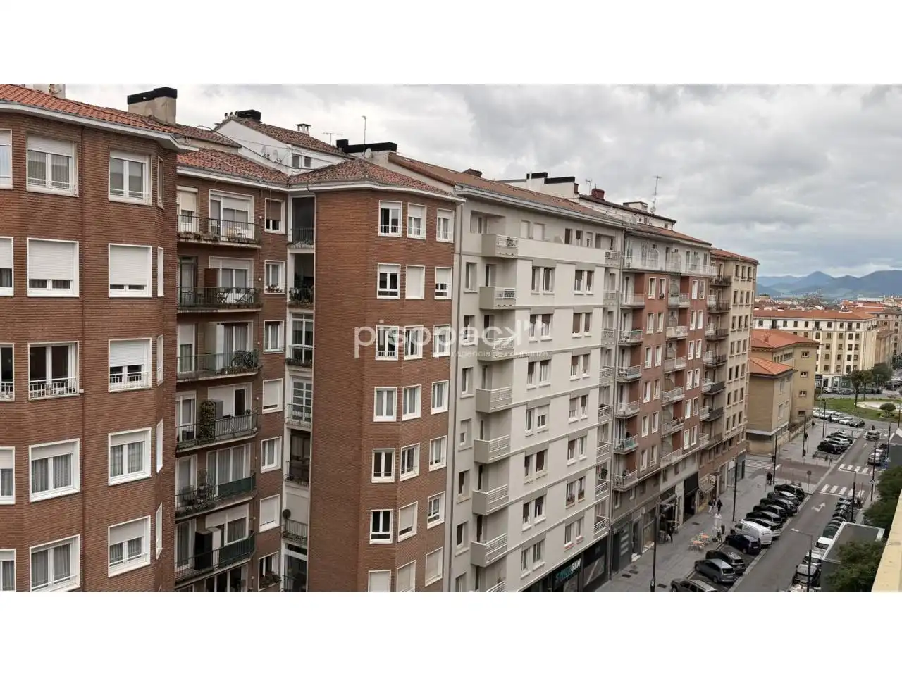 Exterior view of Flat for sale in  Pamplona / Iruña  with Heating, Parquet flooring and Storage room