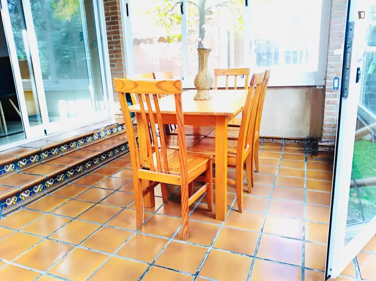 Zimmer in Villanueva de la Cañada ciudad