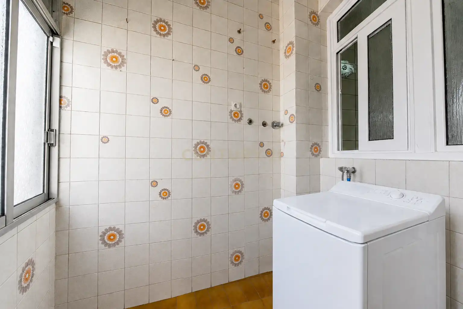 Badezimmer von Wohnungen zum Verkauf in Barcelona