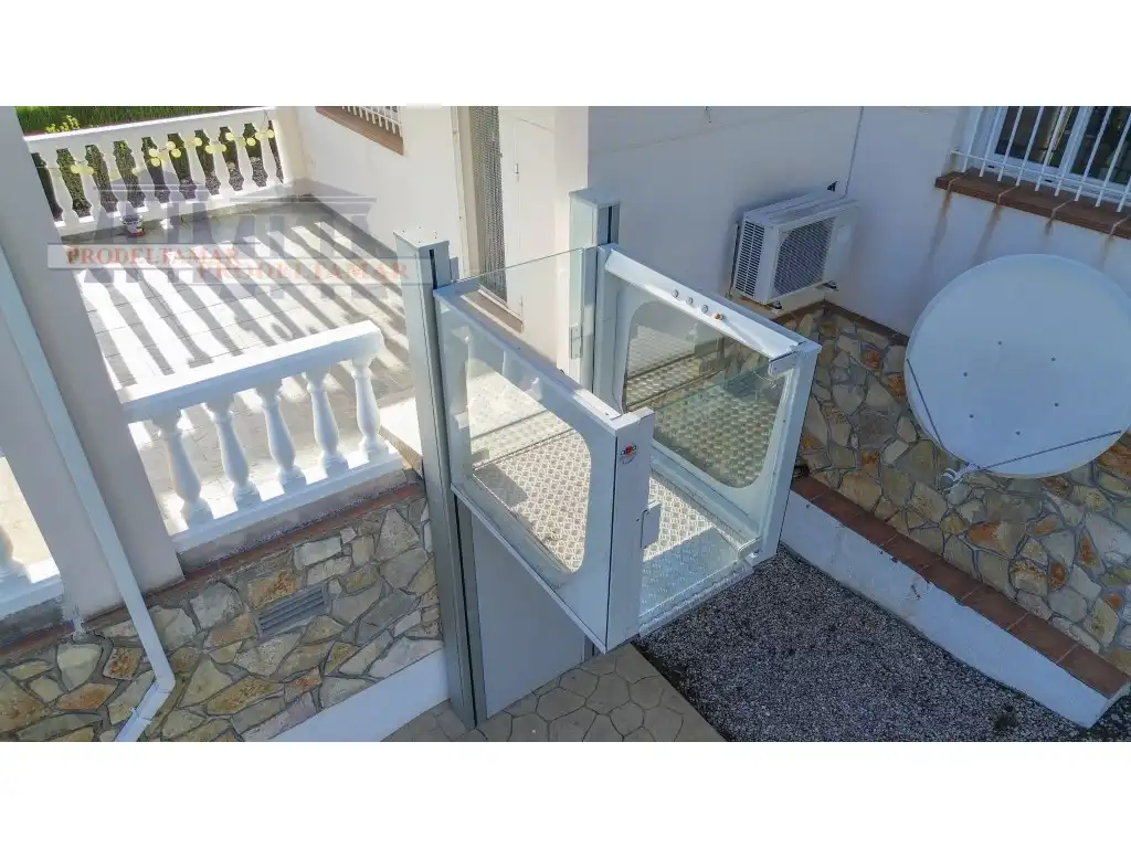 Terrassa de Casa o xalet en venda en El Perelló