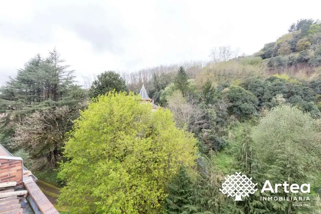 Jardín de Piso en venta en Gernika-Lumo con Calefacción, Terraza y Trastero