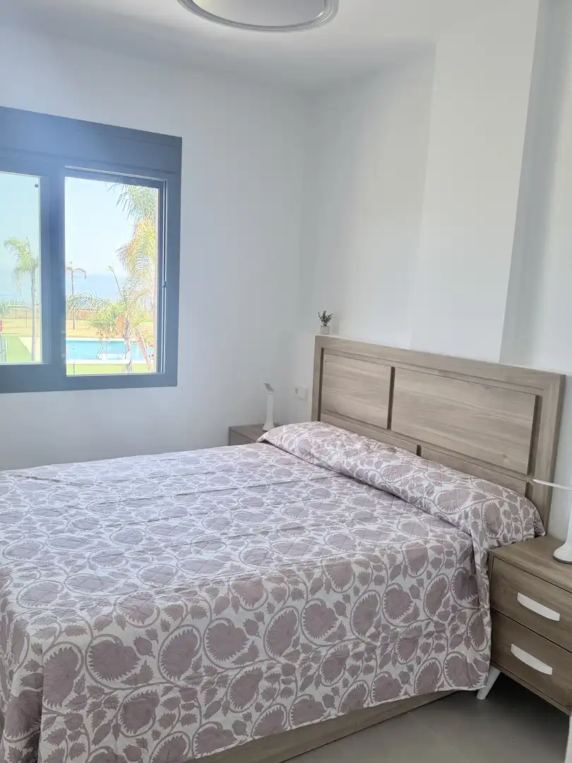 Schlafzimmer von Wohnung zur Miete in Vélez-Málaga mit Terrasse und Schwimmbad