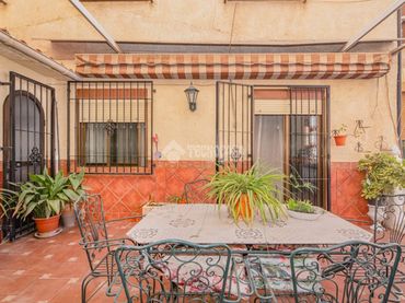 Appartement avec ascenseur à vendre à Loja