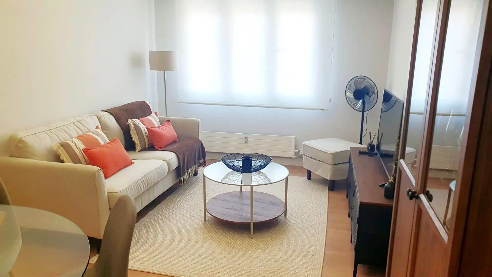 Sala de estar de Apartamento de alquiler en Oviedo  con Calefacción y Amueblado