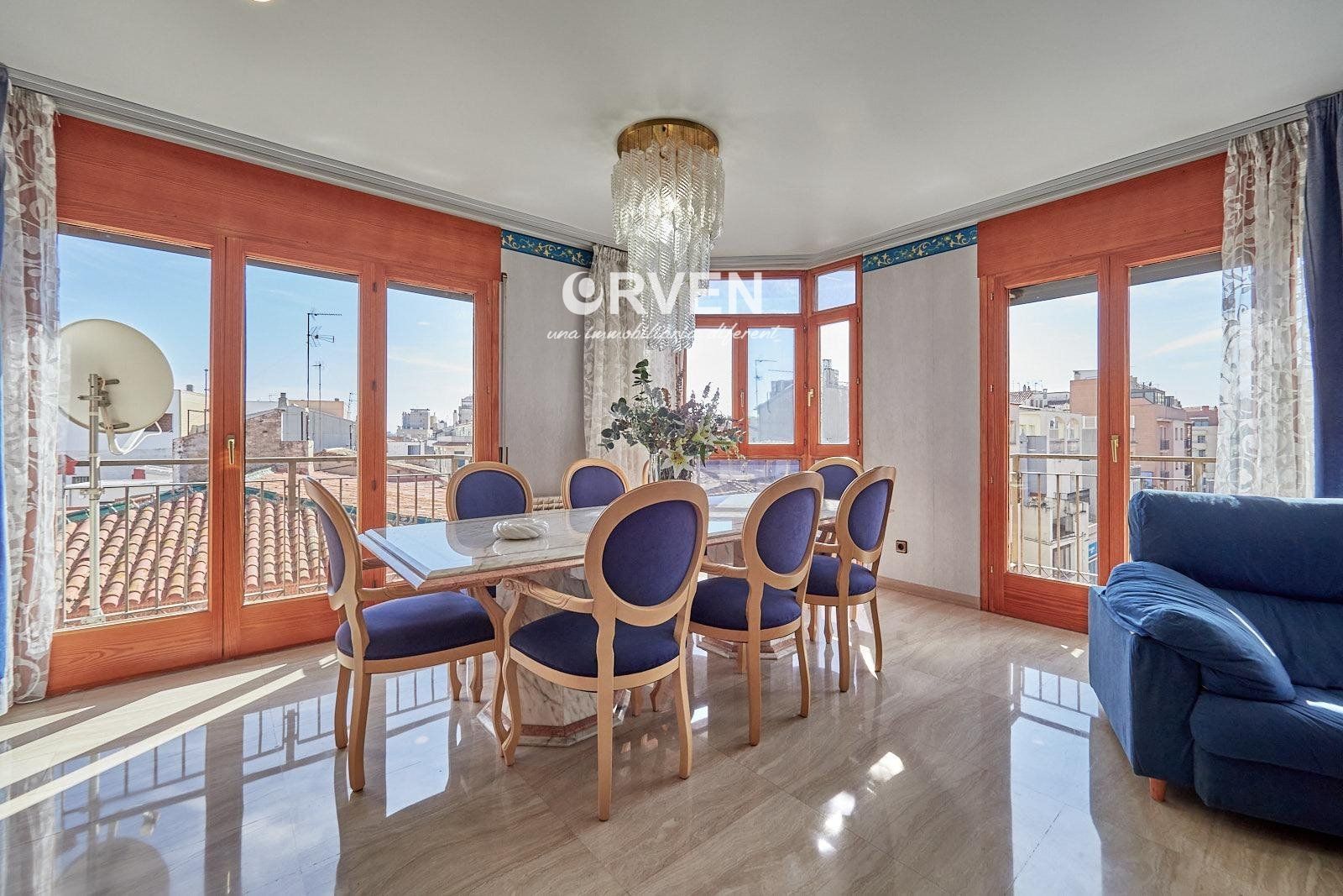 Menjador de Pis en venda en El Vendrell amb Aire condicionat, Calefacció i Parquet