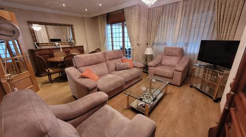 Foto 4 de Casa adosada en venta en Calle de Emilio Salcedo, Vistahermosa, Salamanca Capital