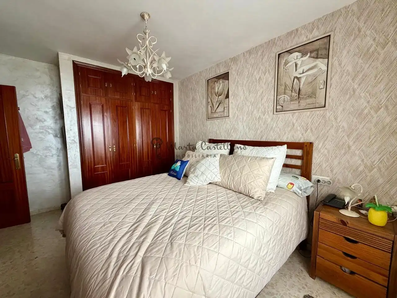 Habitación de Casa adosada en venta en Rota con Balcón