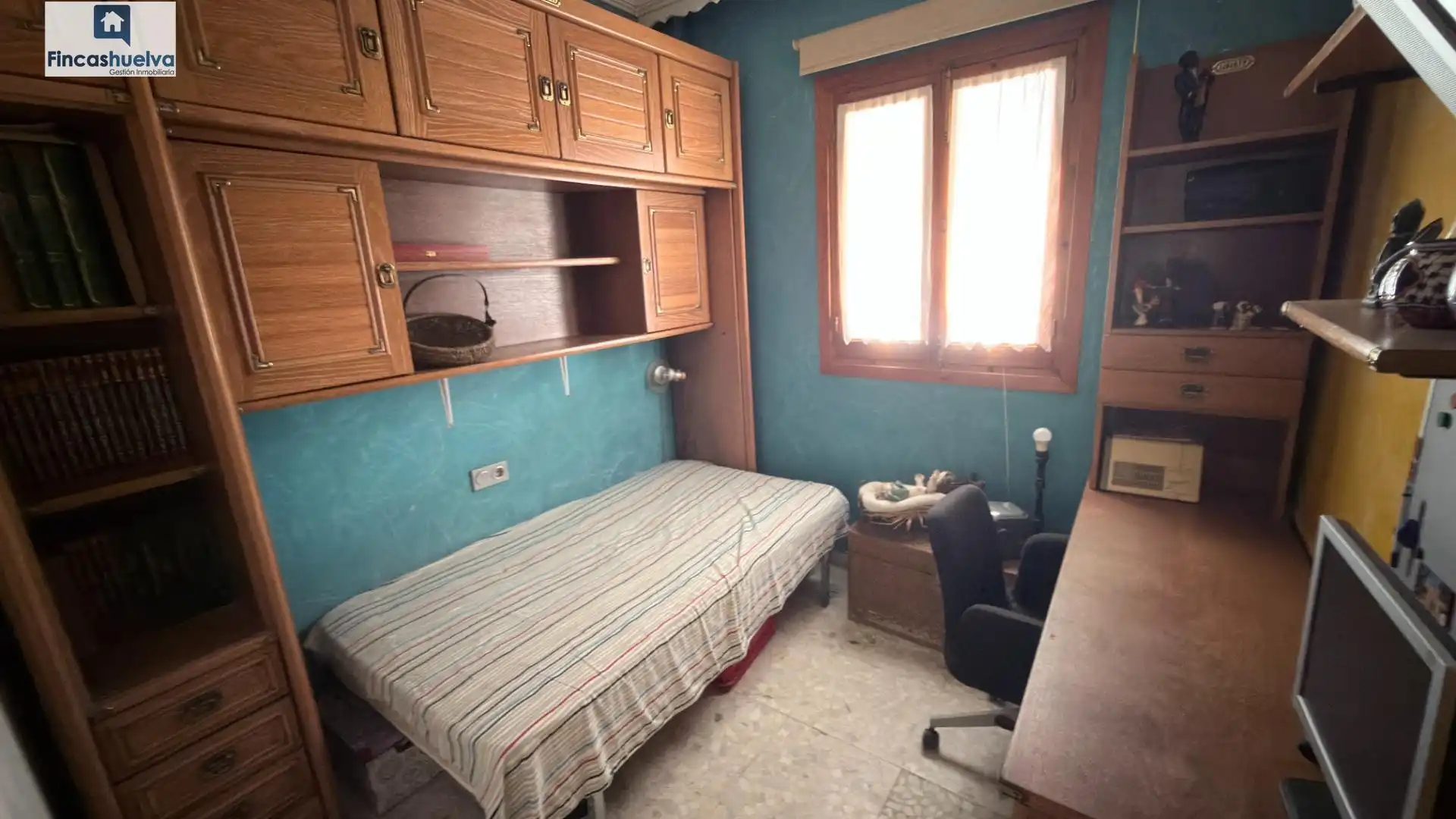 Dormitori de Casa adosada en venda en Palos de la Frontera amb Terrassa, Moblat i Balcó
