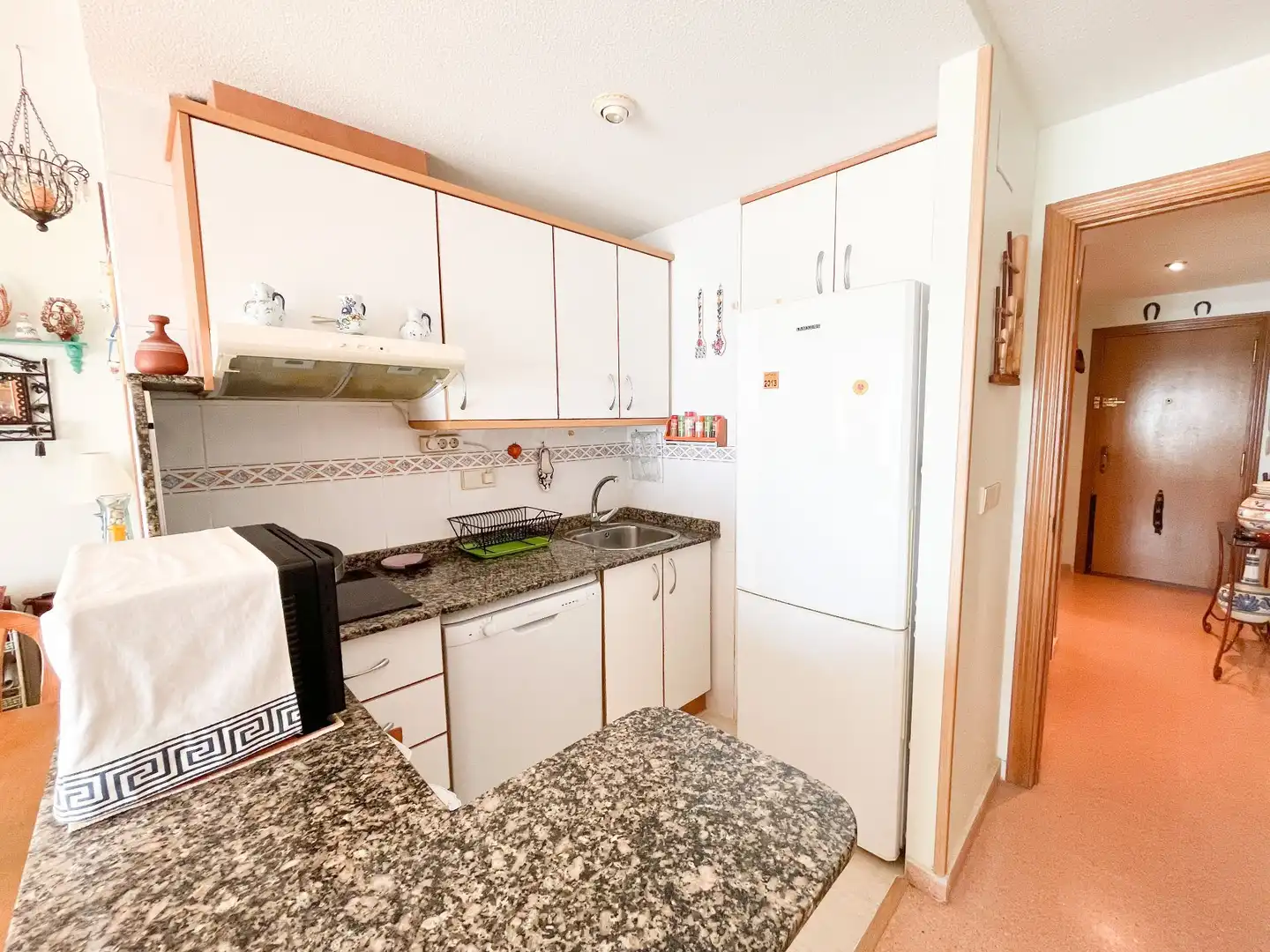 Cocina de Piso en venta en Guardamar del Segura con Terraza, Trastero y Amueblado