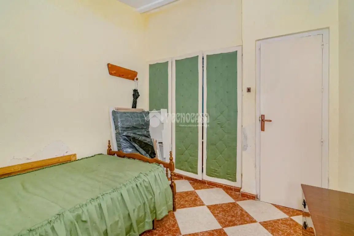 Habitación de Casa adosada en venta en Lucena con Terraza