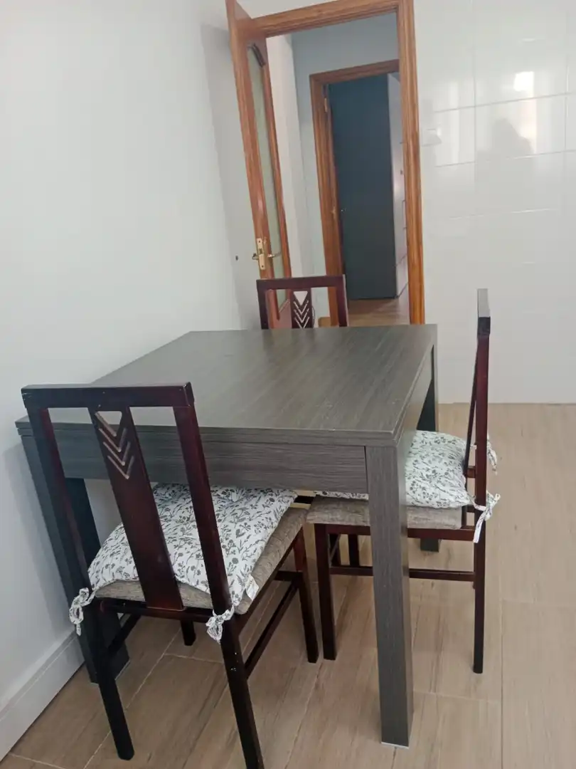 Flat for rent in Santander - CL HABANA, Cuatro Caminos