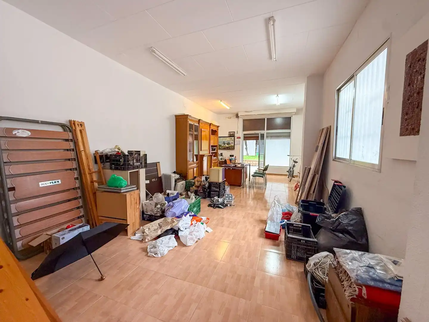 Commercial properties for rent in Valencia  with Air Conditioner