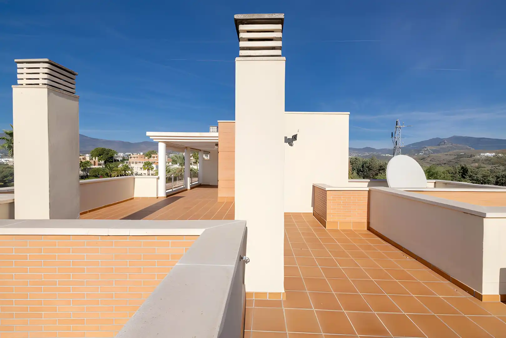 Àtic amb piscina en venda a Estepona Pueblo, imagen 17