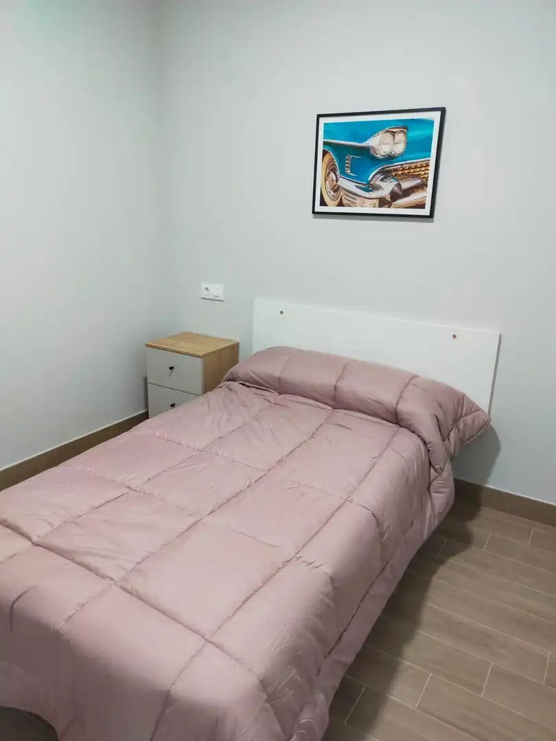 Bedroom of Flat for rent in Granada  with Furnished
