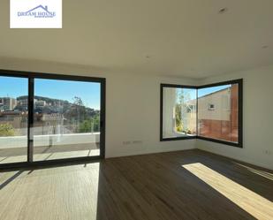 Living room of Flat to rent in Tiana  with Air Conditioner, Heating and Terrace