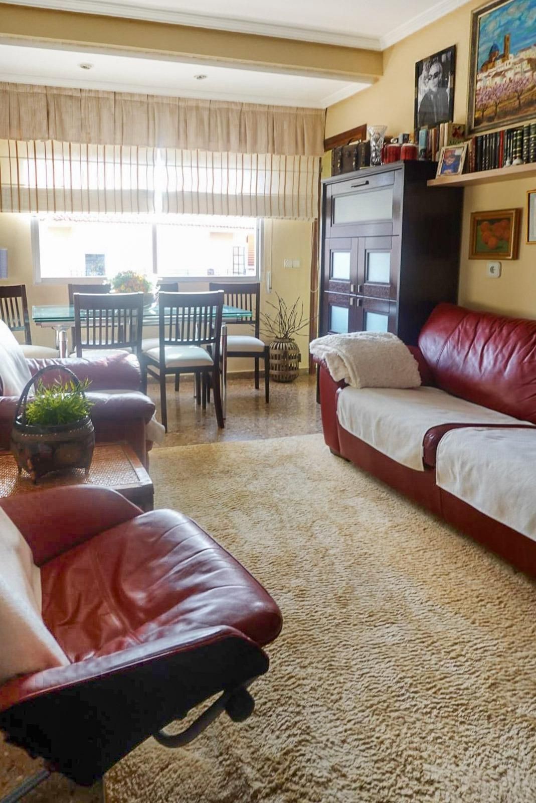 Sala d'estar de Apartament en venda en L'Alfàs del Pi amb Aire condicionat i Terrassa