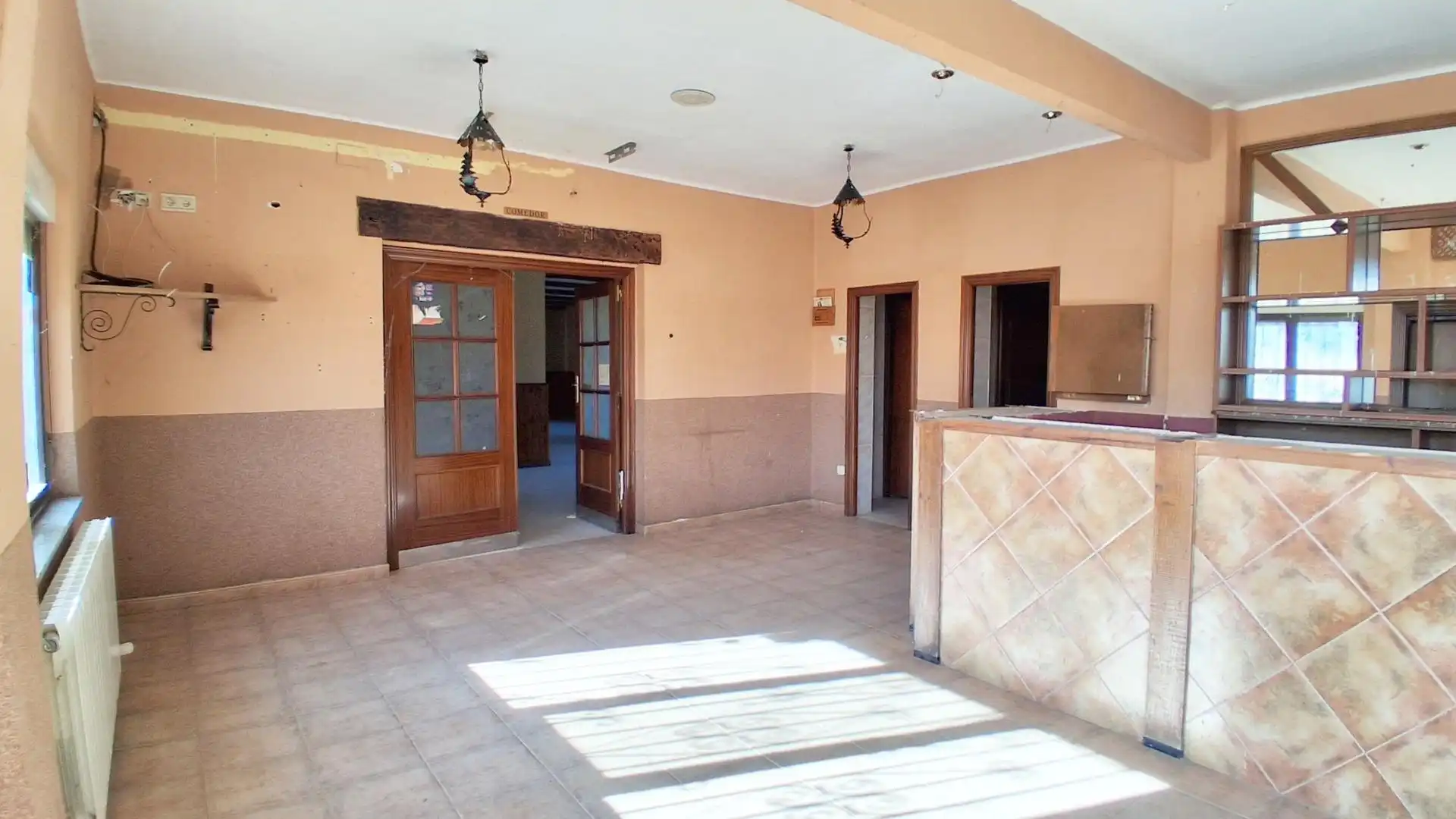 Commercial properties for sale in Vecinos