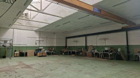 Foto 3 von Fabrikhallen zur Miete in Covadonga, Sabadell