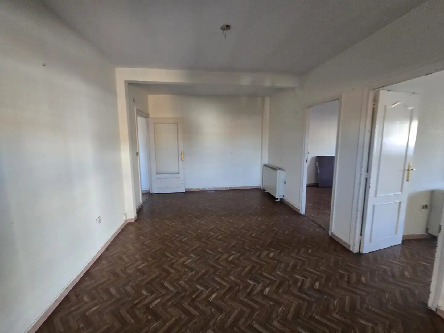 Habitación de Piso en venta en Madrid con Calefacción