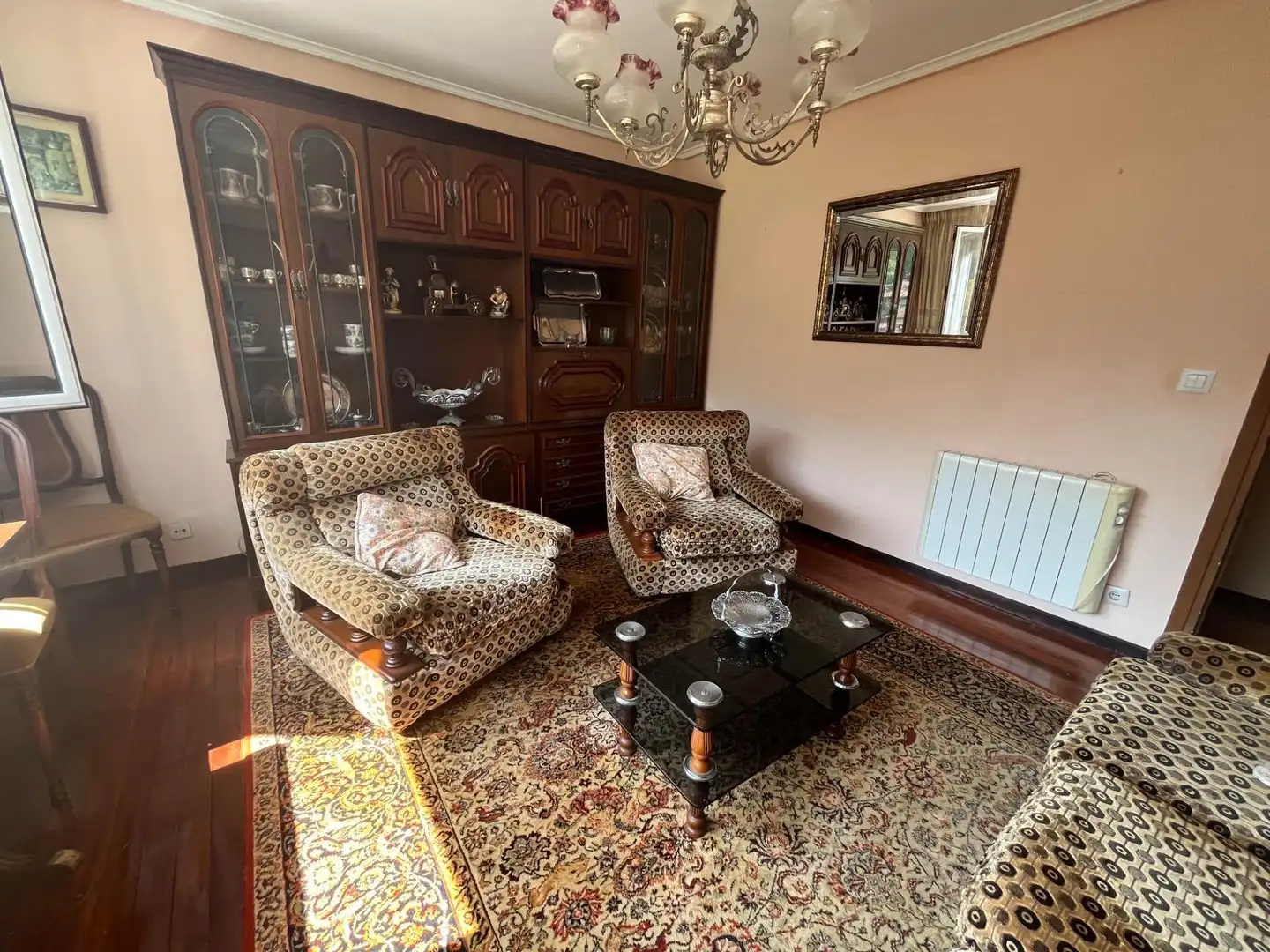Sala d'estar de Pis en venda en Ramales de la Victoria amb Terrassa i Moblat