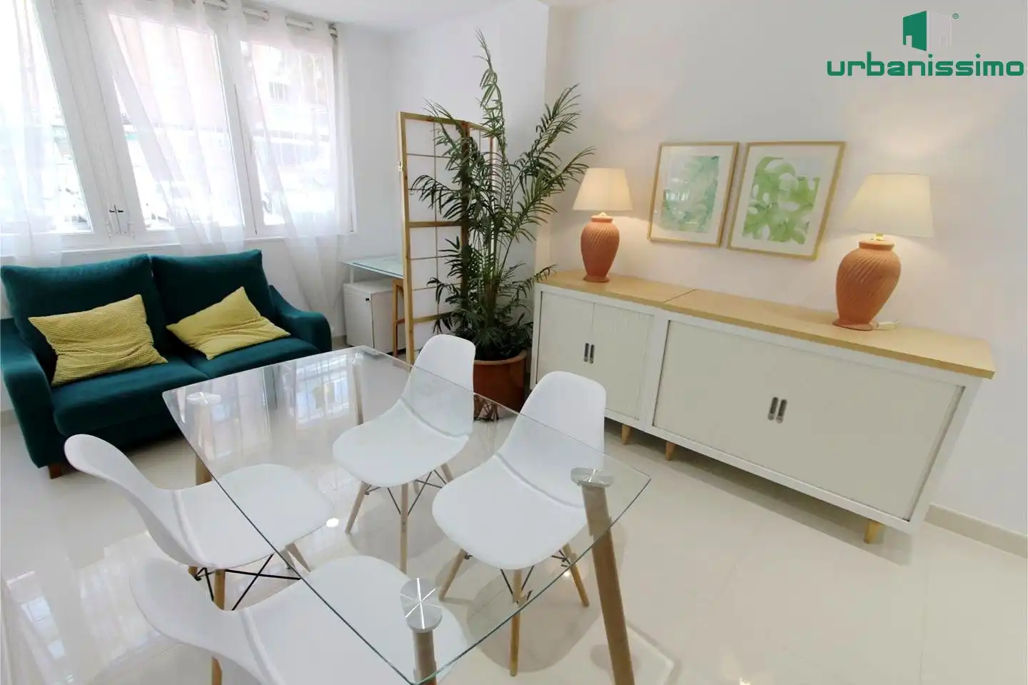 Living room of Apartments for rent in Madrid  with Air Conditioner, Heating and Furnished