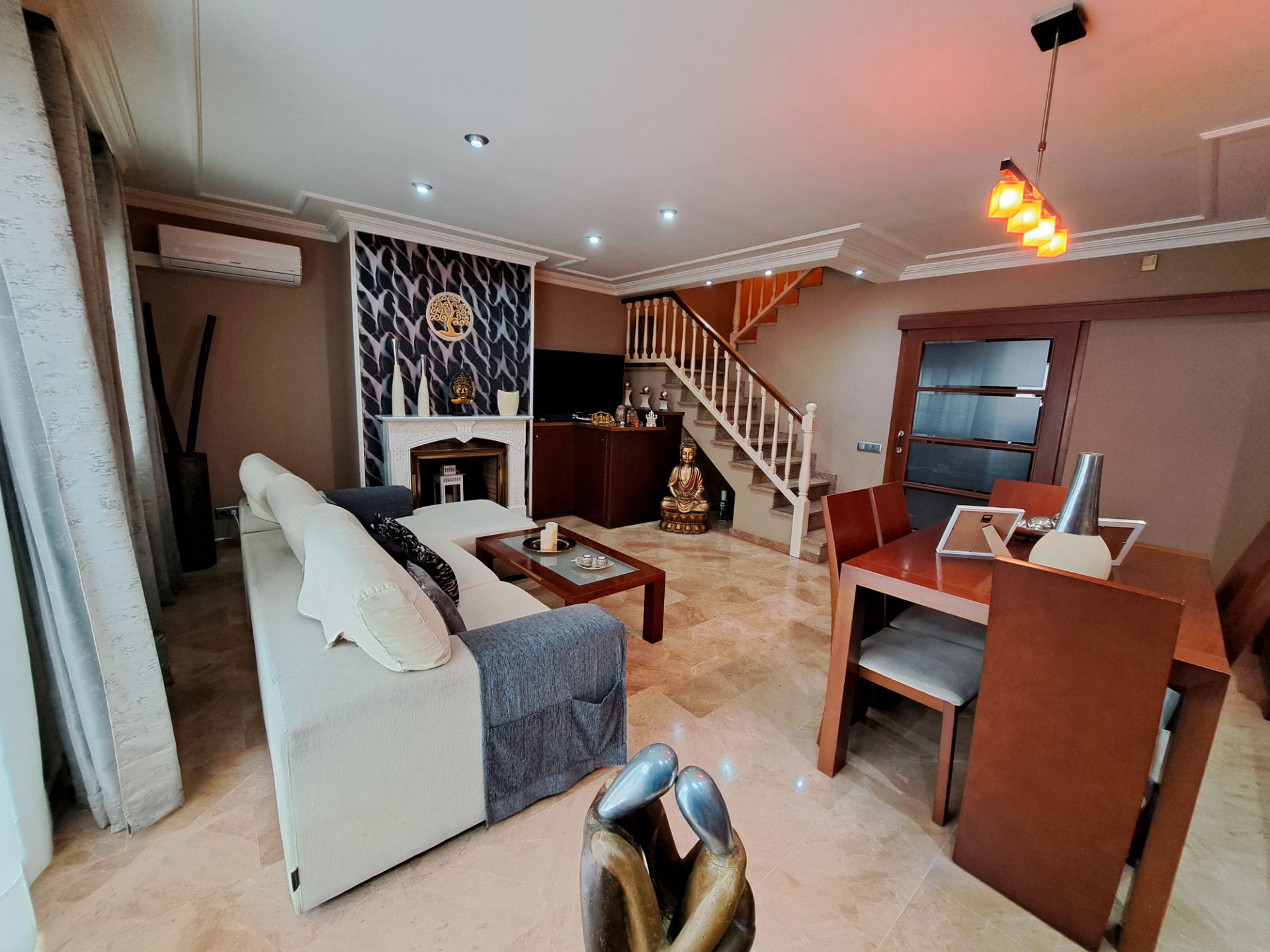 Living room of Single-family semi-detached for sale in Mataró  with Air Conditioner, Heating and Private garden