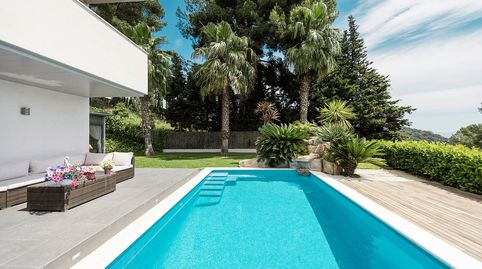Moderna Casa con Vistas al Mar en Venta en Santa Cristina, image 4