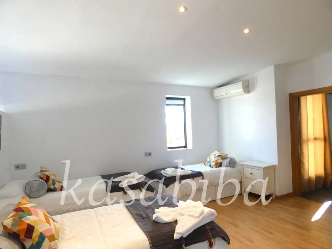 Bedroom of Detached homes for sale in L'Eliana  with Air Conditioner, Heating and Private garden