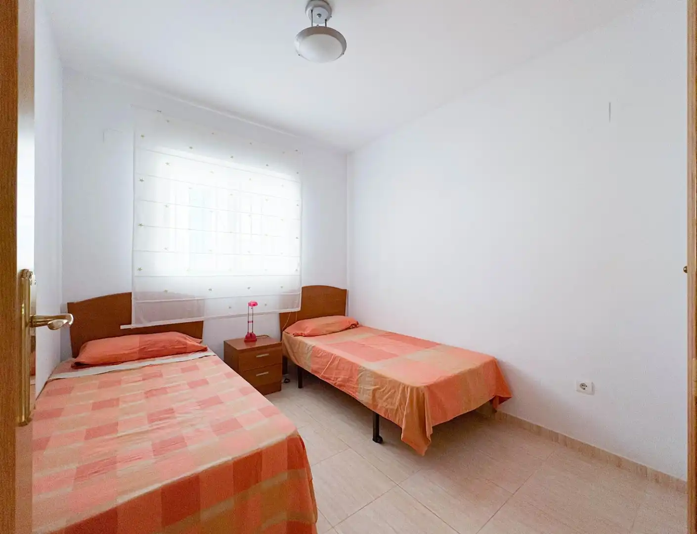 Habitación de Apartamento en venta en Oropesa del Mar / Orpesa con Aire acondicionado, Calefacción y Jardín privado