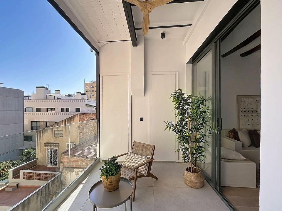 Balcony of Apartments for sale in  Barcelona Capital  with Air Conditioner, Parquet flooring and Terrace