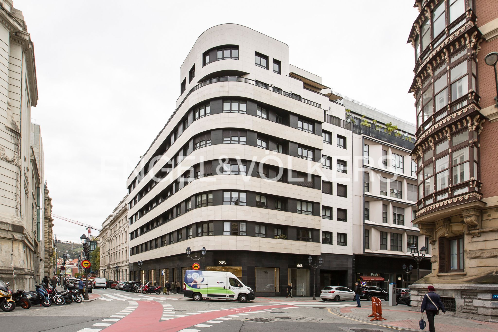 Exterior view of Apartment to rent in Bilbao   with Air Conditioner, Heating and Parquet flooring