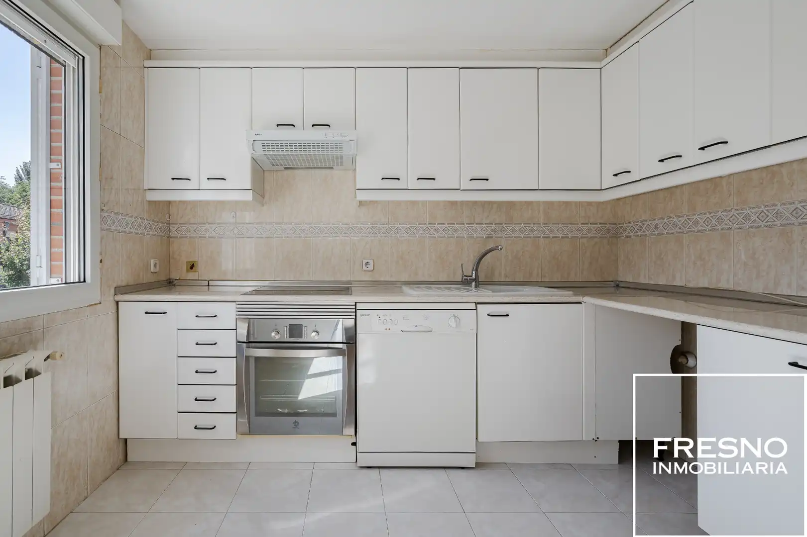 Cocina de Casa o chalet en venta en Cobeña con Aire acondicionado, Calefacción y Jardín privado