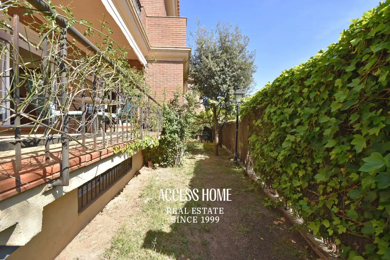 Vista exterior de Casa o xalet en venda en Sant Vicenç de Montalt amb Aire condicionat, Calefacció i Terrassa