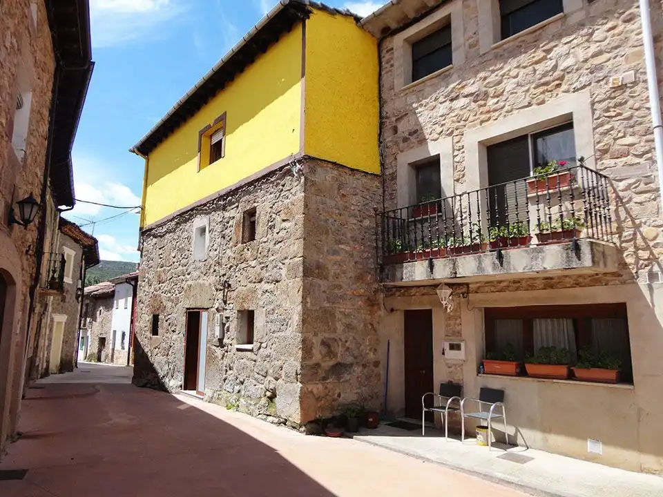 Exterior view of Country homes for sale in Valle de Valdelaguna  with Heating, Terrace and Storage room
