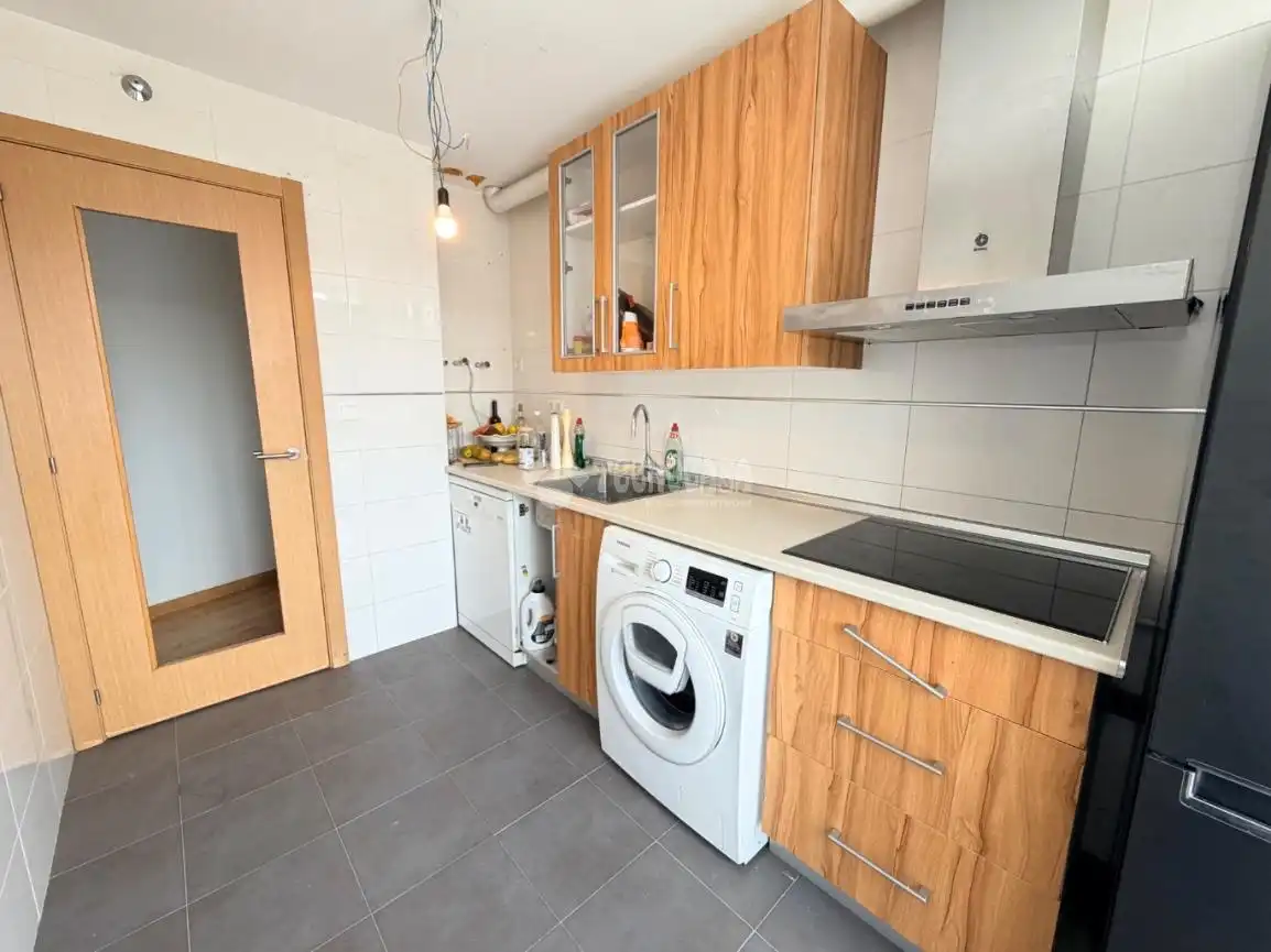 Cocina de Piso en venta en Arredondo con Calefacción y Piscina comunitaria