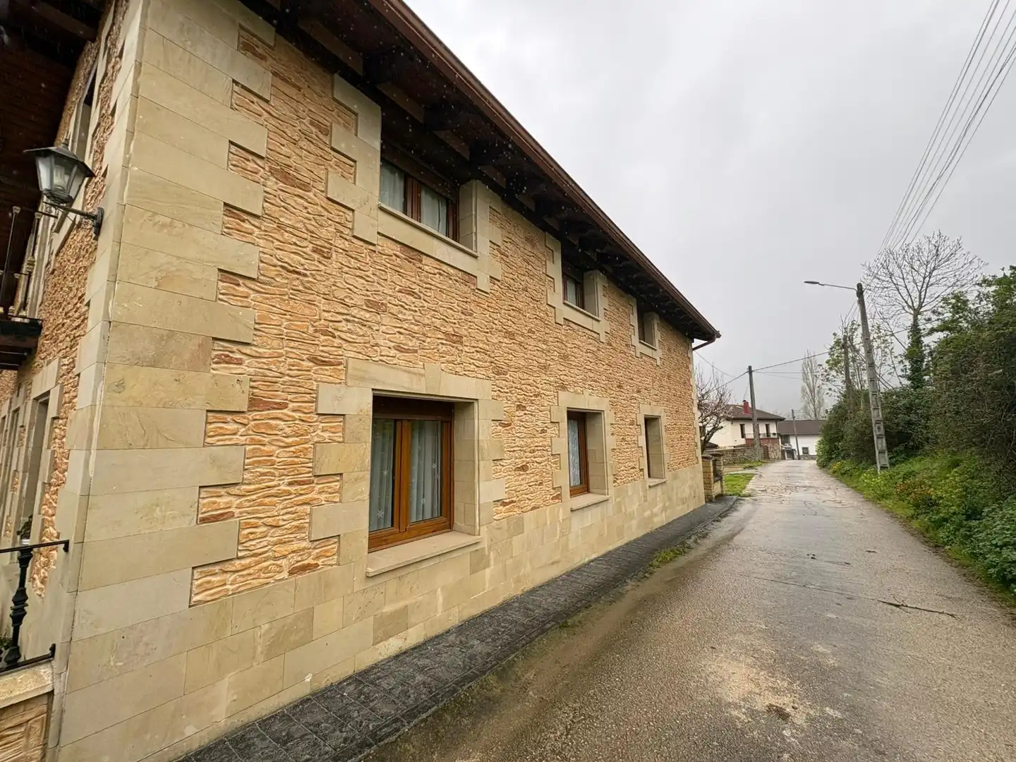 Vista exterior de Casa o chalet en venta en Valle de Mena con Jardín privado, Terraza y Balcón